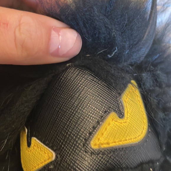 Vintage used preloved fendi fur monster charm keychain purse bag attachment - Picture 4 of 9